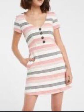 wave line dress Wave Wonder Nala Maxi Dress main image 0